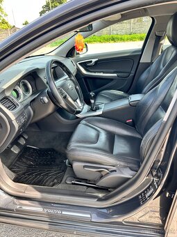 Volvo v60 - 9