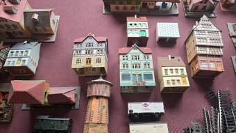 Modelová železnica h0 vláčiky, domčeky, koľajnice - 9