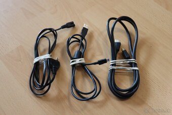 PS3 SLIM CECH-3004B | 2x ovládač | 5 hier | Komplet kab. - 9