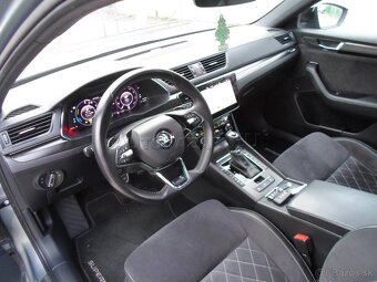 Škoda Superb IV Combi Sportline–360 kamera,panoráma,webasto - 9