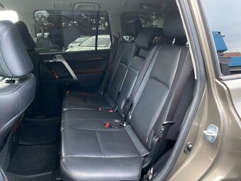 Toyota Land Cruiser 2.8 D-4D Executive A/T - 9