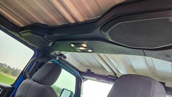 Jeep Gladiator 3,6 V6 - 9