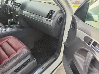 Touareg 3.0tdi 176kw R-line full vybava - 9