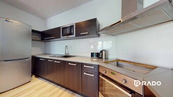 RentHub | Priestranný a útulný 2i byt | 60m² | Vavrínová ul - 9