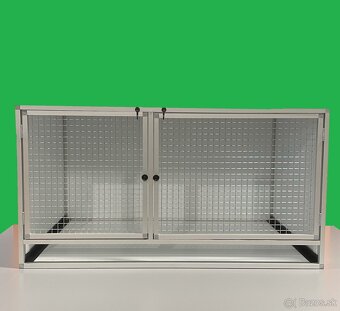 Voliery , Krmne pulty , Prepravne boxy - 9