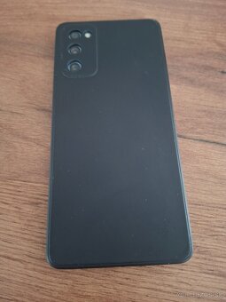 Samsung galaxy S20FE - 9
