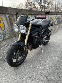 Triumph Street Triple 675 - 9