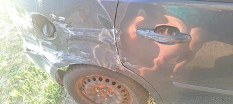 Ford Fokus C-Max 2L 2004 - 9