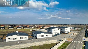 3 izbový rodinný bungalow, 2 parkovacie miesta, pozemok 380 - 9