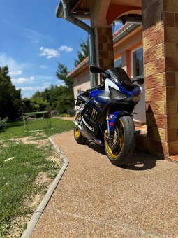 Kawasaki ninja ZX-6R 636 - 9