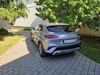 Kia Xceed 1,5T-GDI benzín 117,5 Kw,160 k - 9