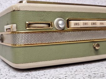 INGELEN TR 1005 》 Starožitné kabelkové prenosné radio - 9