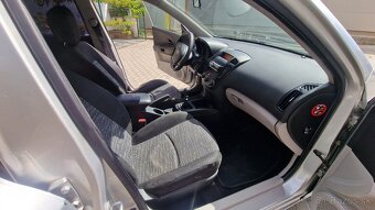Kia Ceed 1.6 crdi - 9
