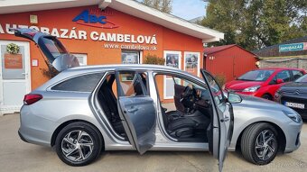 Hyundai i30 CW 1,5 TGDI Family, 117kw, AT/7 - 9