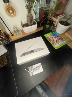 MacBook 13 Pro 2017 - 9