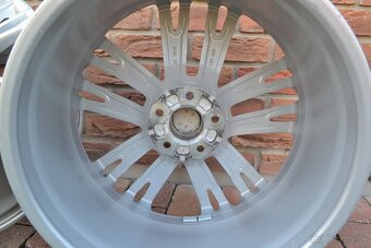 5x112 R20 Hlinikove disky Original AUDI - 9
