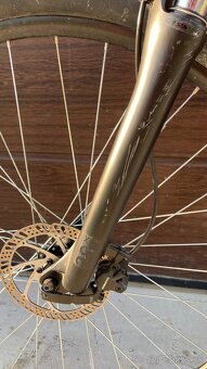 Dámsky bicykel Cube Access EAZ blushmetallic 2022 - 9
