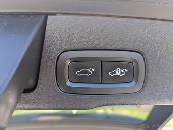 Volvo XC60 T8 Twin Engine Inscription eAWD A/T - 9