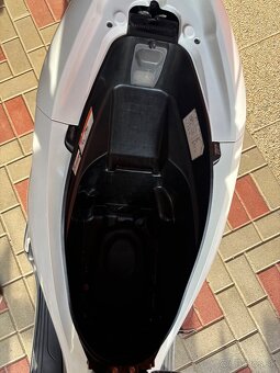Honda PCX - 9