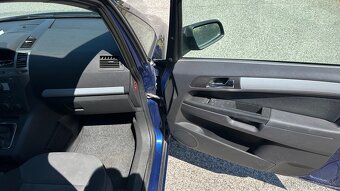 Opel zafira 1.9 CDTI B - 9