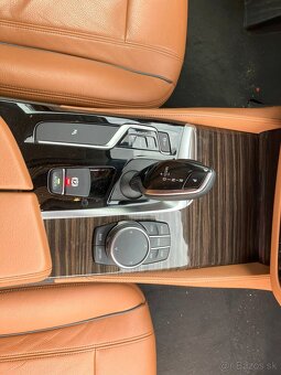 BMW 540i xDrive - 9