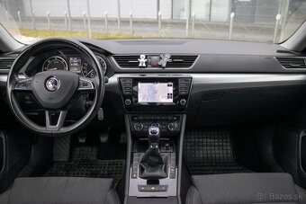 Škoda Superb Combi 1.6 TDI Ambition - 9