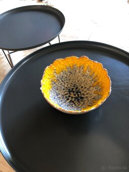 Misy z galerie a keramickeho studia - 9