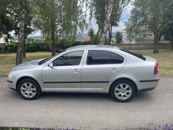Škoda Octavia II 1.6 75kW, r. 2008 – NOVÁ STK, BEZ KORÓZIE
- 9