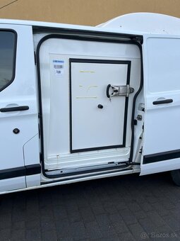 Ford Transit custom 2,0D chladiarenske - 9