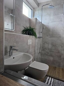 Prenajmeme nadštandardný 3-izbový byt, Kollárova ulica, Vráb - 9