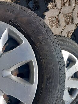 Predám 4 kusi letných kolies 175/65 R14 4x100 Renault thalia - 9