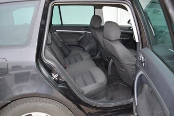 Škoda Octavia Combi 2.0 TDI DSG - 9