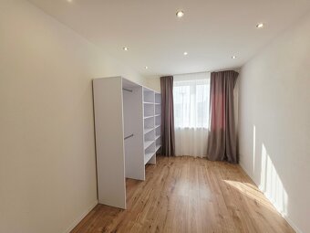 Prenajmeme luxusný 3+kk byt s terasou, Bytča, R2 SK. - 9