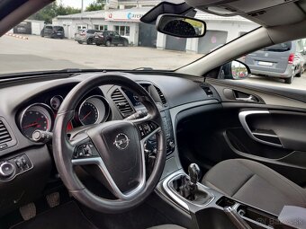 Opel Insignia - 9