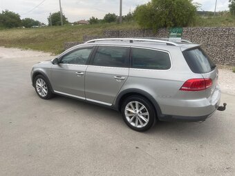 Volkswagen Passat b7 Alltrack 2.0 TDI BMT 4MOTION - 9