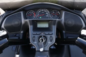Honda GL 1800 - 9