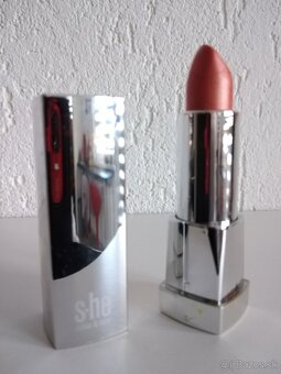 Trblietavé šaty flitrovane - 9