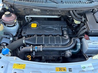 Land Rover Freelander 2.0Td4 82kW - 9