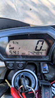 Yamaha FZ6 S - 9