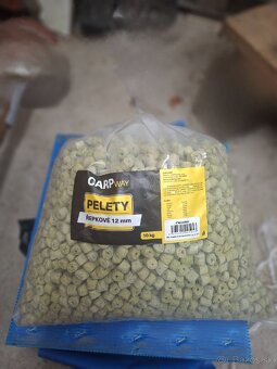 Boilies,krmivo, pelety... - 9