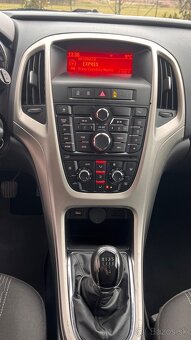 Opel Astra J 2013 / Nova STK EK - 9