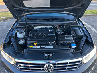 Volkswagen Passat Highline R-Line 2.0 TDI190 DSG 4Motion - 9
