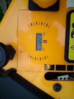 Trávny traktor ,rider CUB CADET Z-FORCE SZ 48 - 9