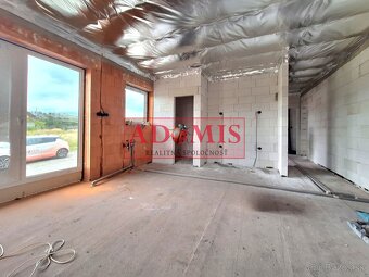 Predáme 5izbový tehlový bungalov Ruskov 126m2, pozemok 620m - 9