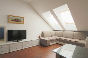REI PREMIUM – Výnimočný 6 izbový rodinný dom v Chorvátskom G - 9