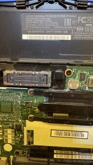 Nahradne obrazovky LCD pre notebooky + sasi - 9