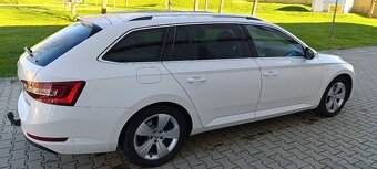 Škoda Superb combi,1/2016,LK,prvý,SR,119000,ťažné,110kW,A6 - 9