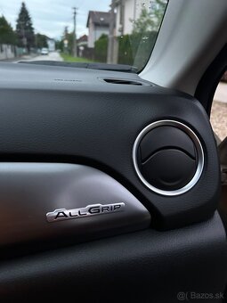 Suzuki Vitara 11 000 KM 2024 - 9