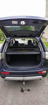 Mitsubishi Outlander 2.2 DI-D 110kW Automat 4x4 2015 Ťažné - 9