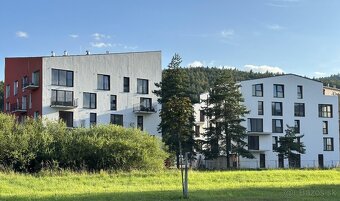 NA PRENÁJOM, KRÁSNY 3 I BYT S PARKOVACÍM STÁTIM, SVIT - 9